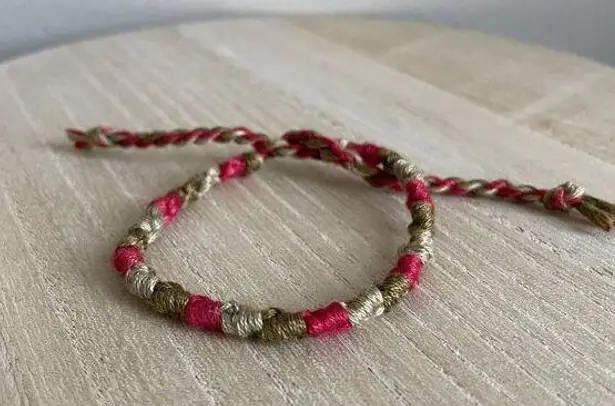 Handmade Denise Bracelet, anklet, trendy, comfortable, tie, embroidery thread, woven, gif