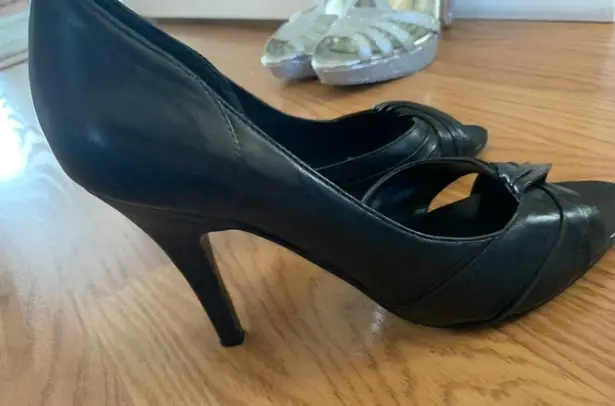 Nine West Black Heels 6