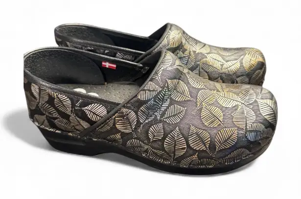 Sanita black and silver Leaf Patterned Women's Clogs size 40