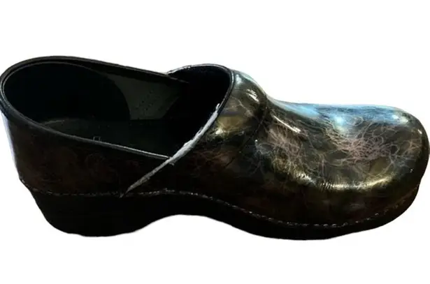 Dansko Professional Patent Iridescent Clog Mule Slip On Black Purple Size 40