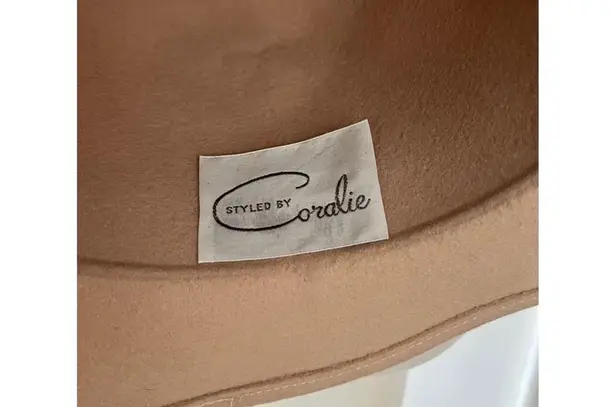 DoesKin felt beige cream 100 percent wool beige feather beaded trim hat