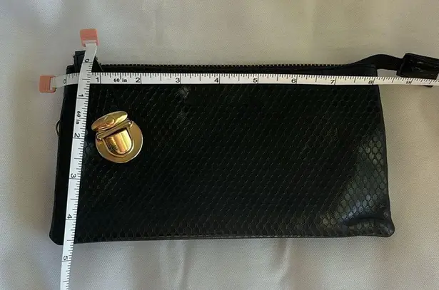 Olivia Miller Faux Snakeskin Wallet – Black – Preloved