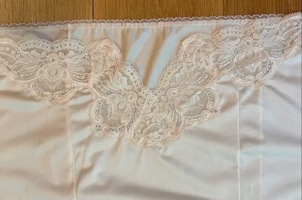 Vtg Olga Slip Dress Knee Length Cream NWT Deadstock Size Small White