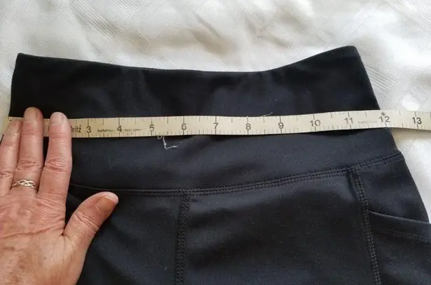 Ultimate Black Stash Pocket Crop w/ Camo Inserts Women's Leggings Joggers Sz XS