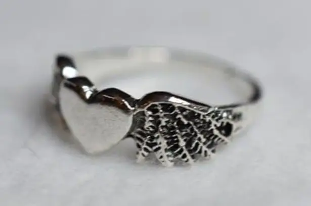 NWOT Heavenly Angel Wings Heart Silver Tone Cottagecore Fairy Size 6 Ring