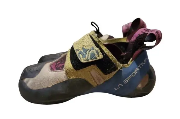 La Sportiva Skwama Climbing Shoes Women 6.5 FOR PARTS OR REPAIR NEED RESOLING