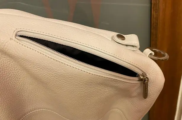 Stone Mountain White Genuine Leather Hobo/Bucket Purse NWOT