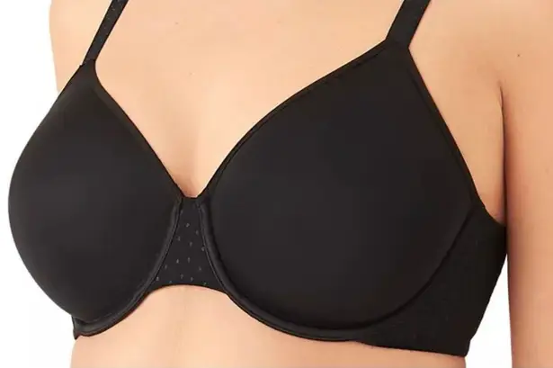 Wacoal C31 Back Appeal Minimizer Full Coverage Style # 857303 Black Bra Size 38
