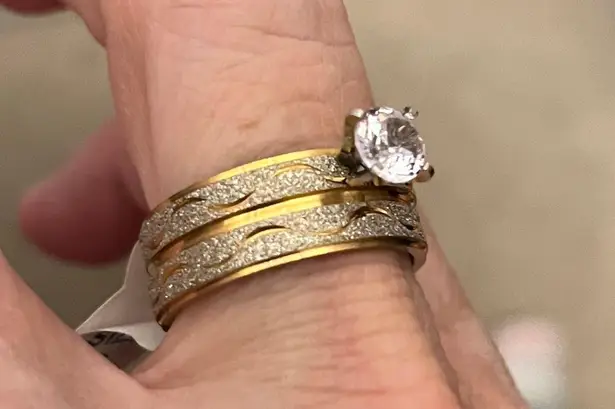 New CZ 2 Piece Wedding Ring Gold Filled Size 8