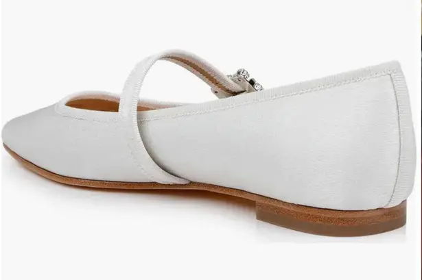 Badgley Mischka Collection Brystol Mary Jane Flat in Ivory Crepe