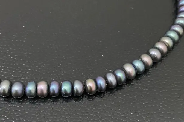 Sterling Silver Vintage Peacock Freshwater 4mm Seed Pearl Clasp Choker Necklace