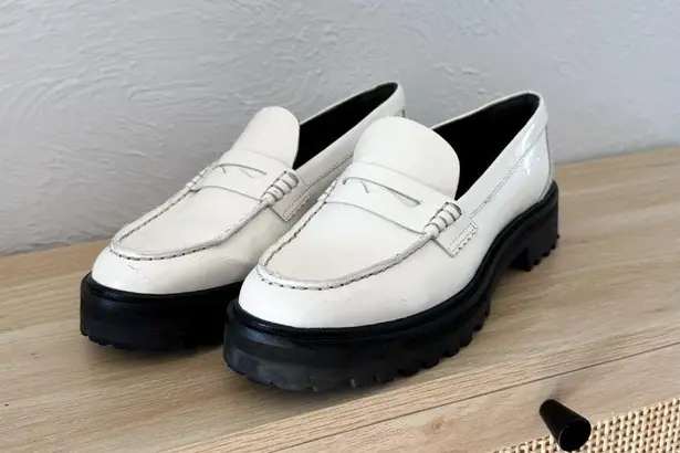 Reformation  | Agathea Platform Cowhide Leather Loafers in‎ White and Black