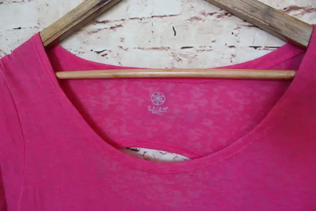 Gaiam | Pink Cutout Yoga Athleisure Top