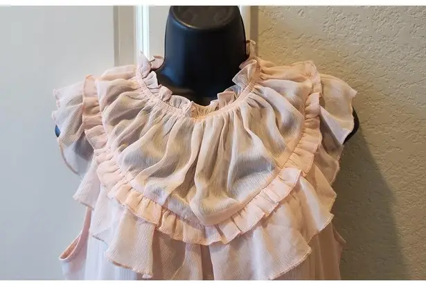 Unbranded Top Sleeveless Peach Large
blouse women’s tops