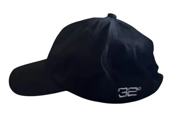 32 Degrees Heat 32 degrees black unisex hat.