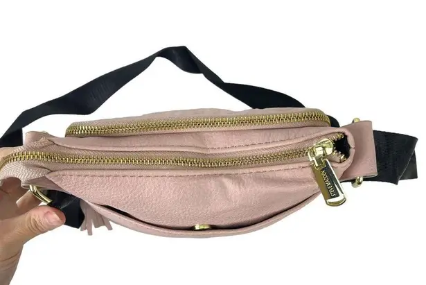 Steve Madden  Bglamm Logo Embossed Blush Pink Crossbody Shoulder Bag tassel