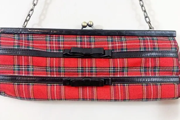 Mundi Y2K London Calling Plaid Red/Black Elongated Clutch
