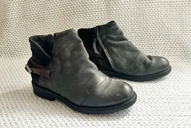 Miz Mooz Black Leather Paco Low Ankle Back Strap Belted Booties Boho Moto 36