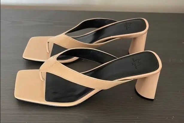 Marc Fisher  Cadence Heeled Square Toe Sandal Thong Patent Leather Beige 8.5