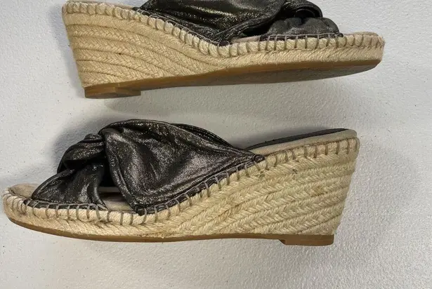 Johnston & Murphy Pewter Metallic Suede Espadrille Wedge Sandals Womens Size 8M