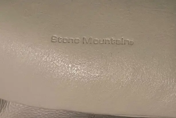 Stone Mountain White Genuine Leather Hobo/Bucket Purse NWOT