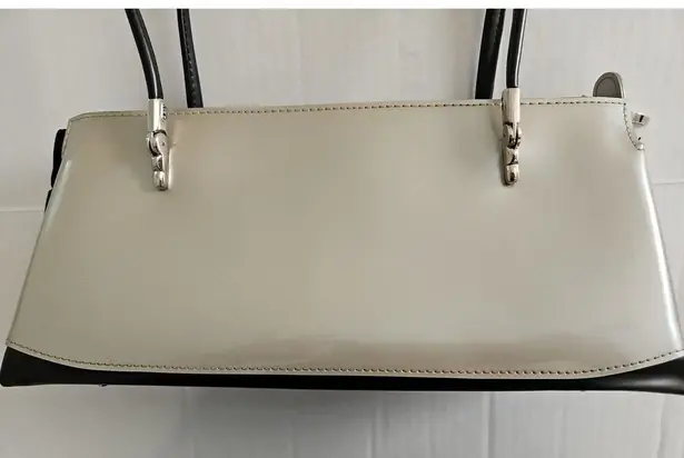 Beijo Beige And Black Patent Leather Shoulder Bag Purse Retro 90's