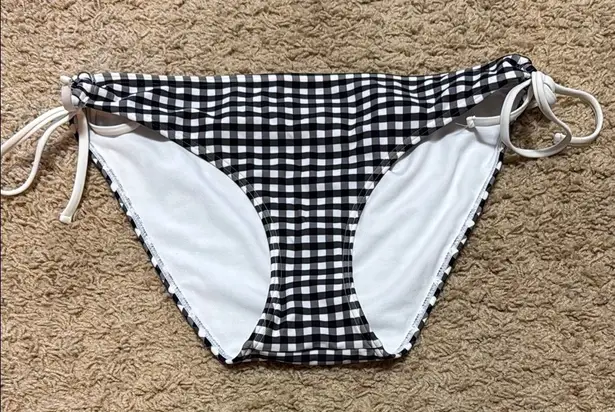 Abercrombie & Fitch Black and White Checkered Bottoms thumbnail 1