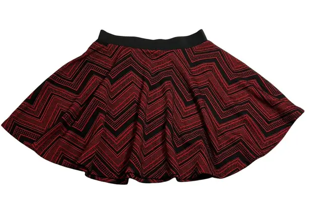 Women's Chevron Flare Mini Skirt Size XS Trendy Colorful Casual Y2K Preppy Red