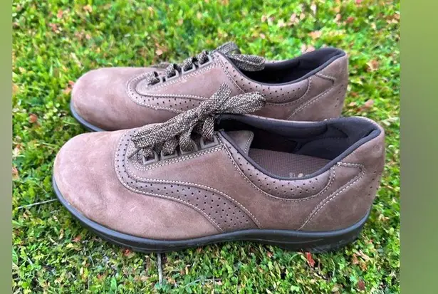 SAS Walk Easy Orthotic Walking Shoes Womens Size 8WW Brown Leather *PREOWNED