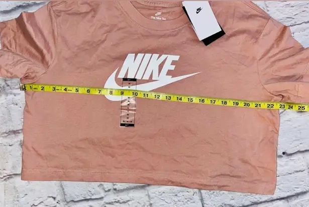 Nike  T-shirt Loose Fit NWT sz M