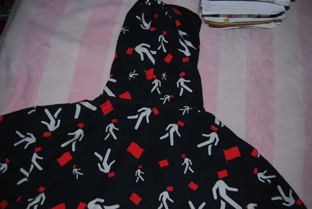 Chris Barnett Merch Black Walking Red Flag Hoodie Size L