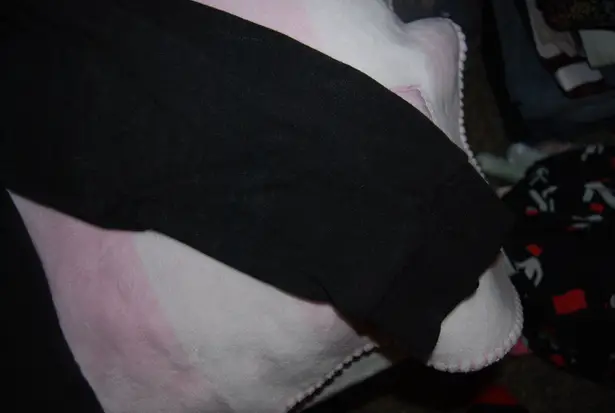 Five Below Mottled Black Bratz Sweatshirt Size L