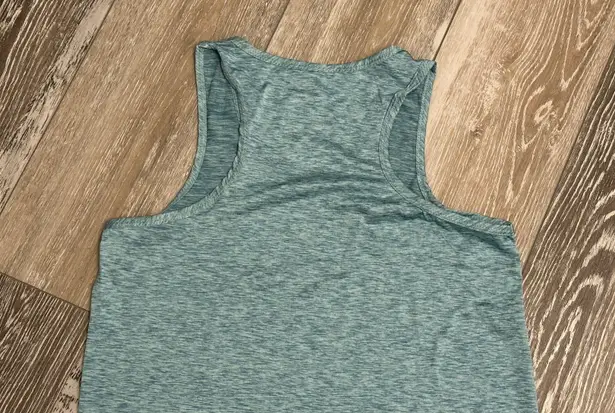 NWOT Real Essentials Sz M Racerback Tank Top Dry Fit Space Dye Green Size M