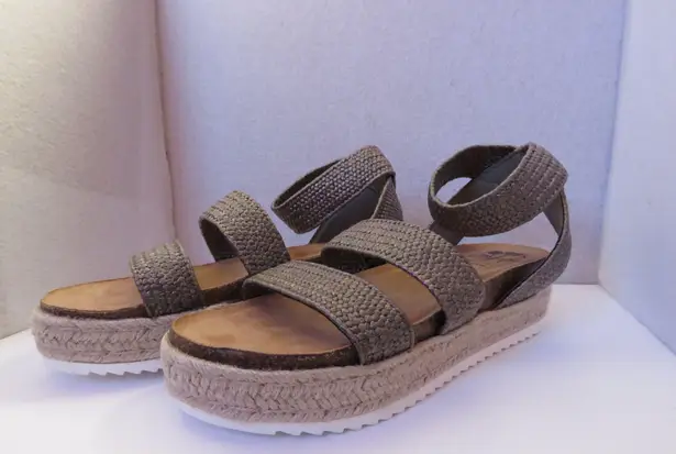 Jellypop Halstein Espadrille Sandal