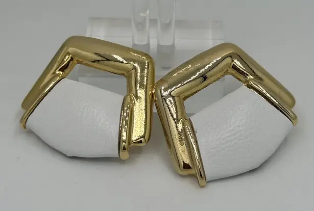 Bluette Made in France Shoe Clips Vintage Gold And white leather