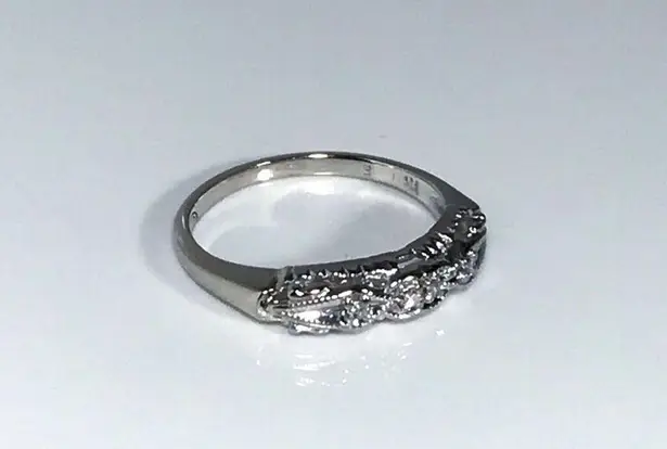 14KT ART DECO STYLE SOLID WHITE GOLD MID CENTURY MODERN 5 DIAMOND BAND RING