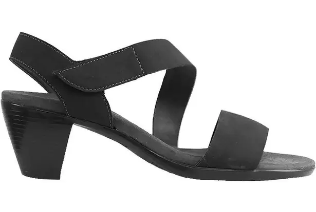 Munro heel sandals Lucia Black Nubuck size 7