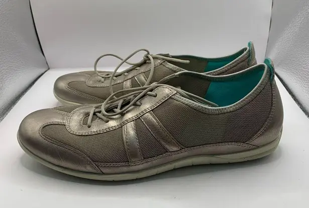 Ecco Women's  Metallic Leather/Mesh Lace Up Comfort Shoes Sz 40 EU (9 US)