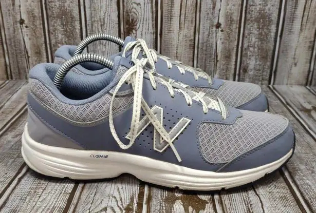 New Balance  411 V2 Women's Size 10 Walking Running Shoes Sneakers WW411GR2