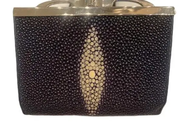 NWOT River wallet genuine stingray skin Black