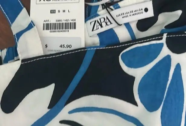 ZARA NWT  Print Crop Top