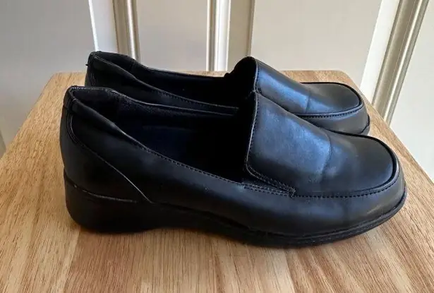 Safe T Step Womens Slip On Low Top Loafer Black Size 6.5W / Eur 38 Sku 2795