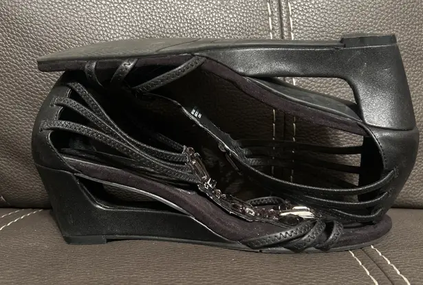 New York Transit Women's Wedge Heels With Rhinestones. Size 7 1/2 M black