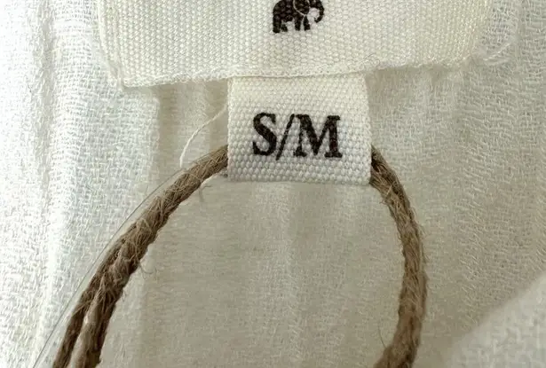 World Market | NWT | S/M Floral Embroidered Soft White Flowy Muslin Like Blouse