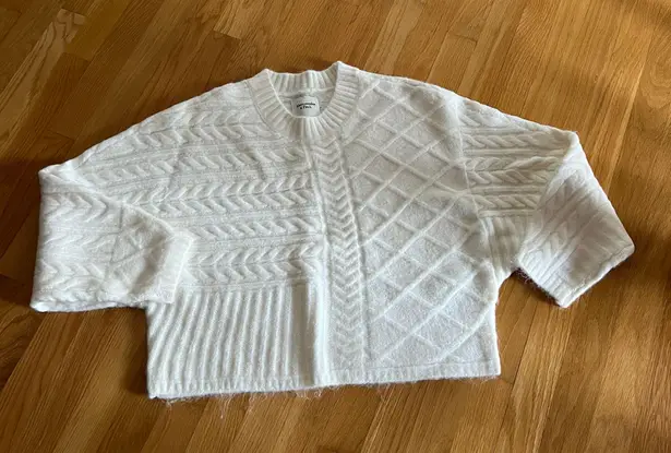 Abercrombie & Fitch Sweater