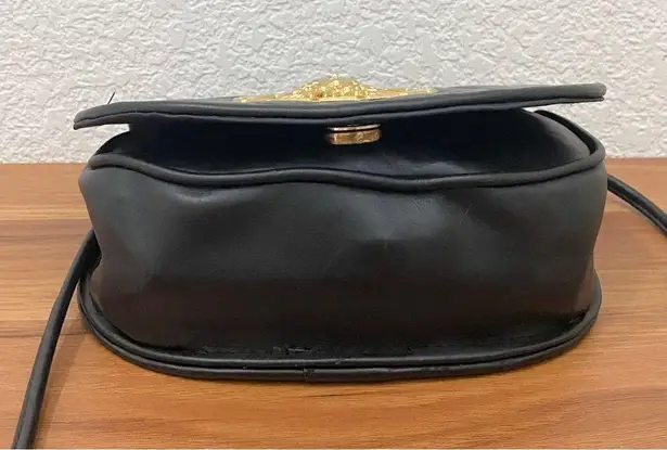 Vintage Unbranded Black Quilted Leather Medusa Sunburst Medallion Crossbody Bag