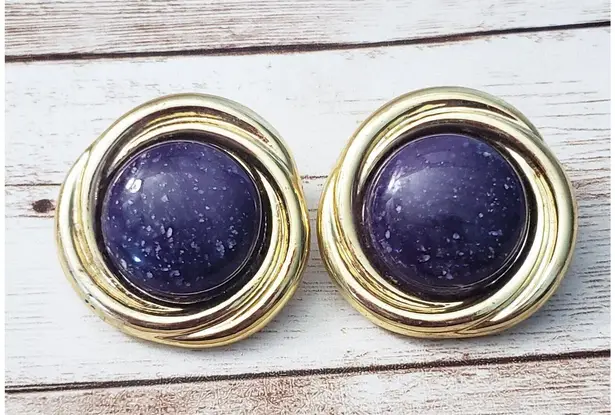 Vintage Clip On Earrings