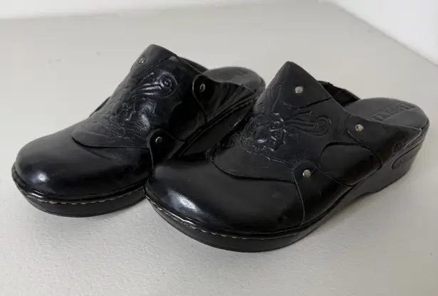 Women's Born Black Tooled Leather Y2K Boho Western Clogs Mules Heels Shoes 10/42