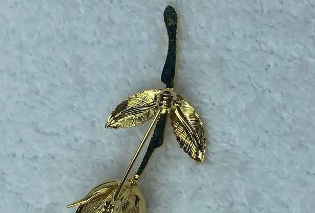 Gold Tone Long Stem Bud Rose Pin Brooch Leaves Stem Flower Vintage