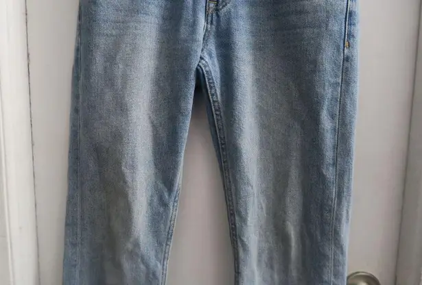 Club Monaco denim jeans straight leg in blue light wash size 24.